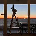 Meeresbrise Mit Balkon Und Meerblick 公寓 *